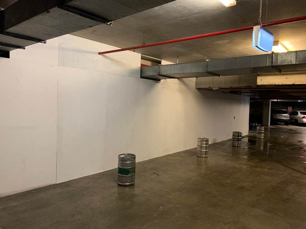 Secure storage lock-up: Complete: return wall