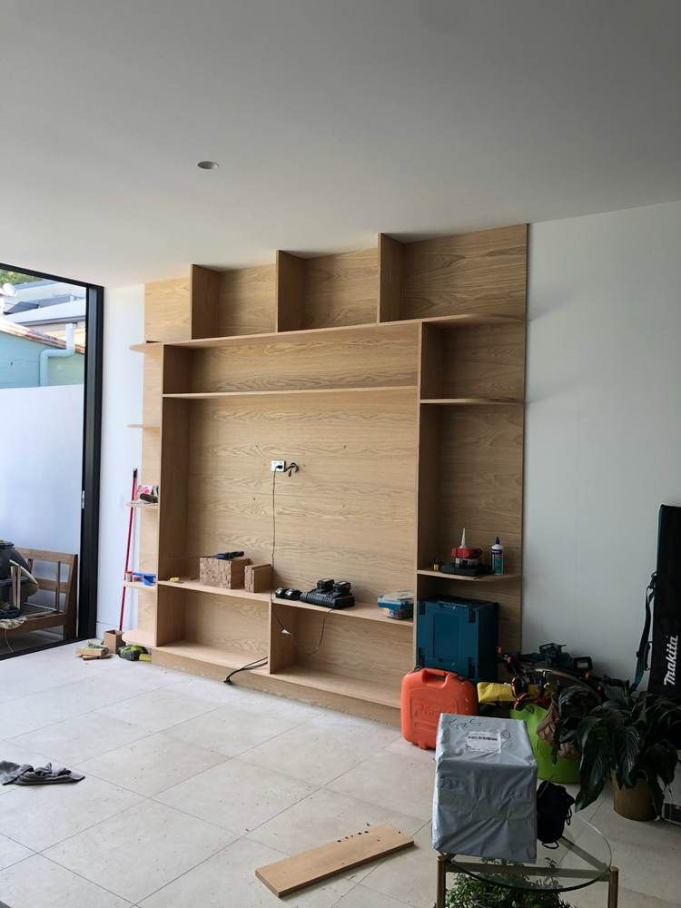 Custom fit-outs and outdoor living: Build: cutting oak to size