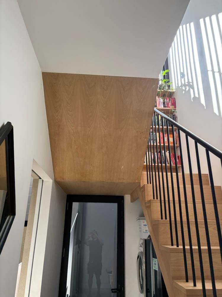 Custom fit-outs and outdoor living: Complete: stairwell