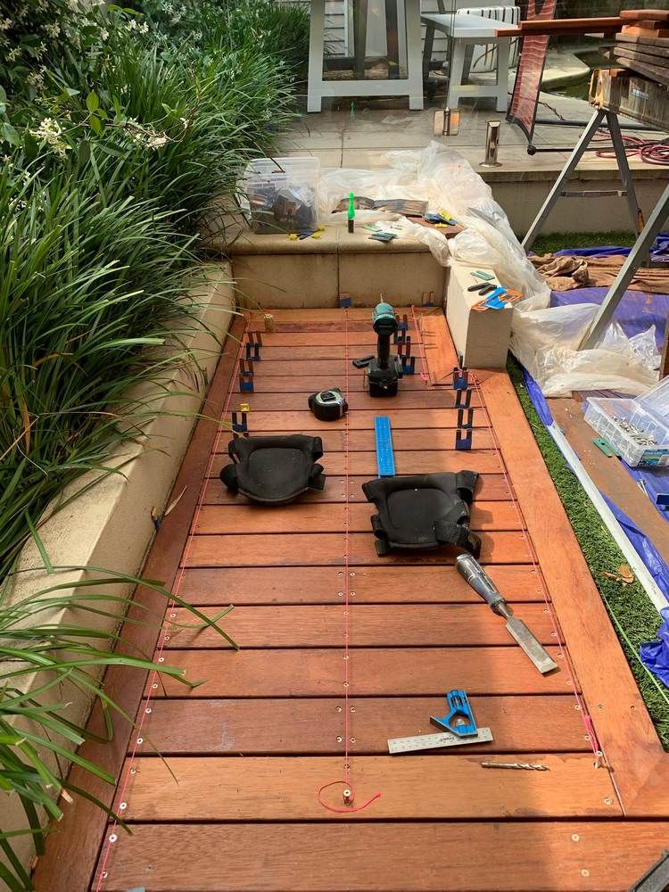 Hardwood deck and courtyard: Set-out: string lines and spacers